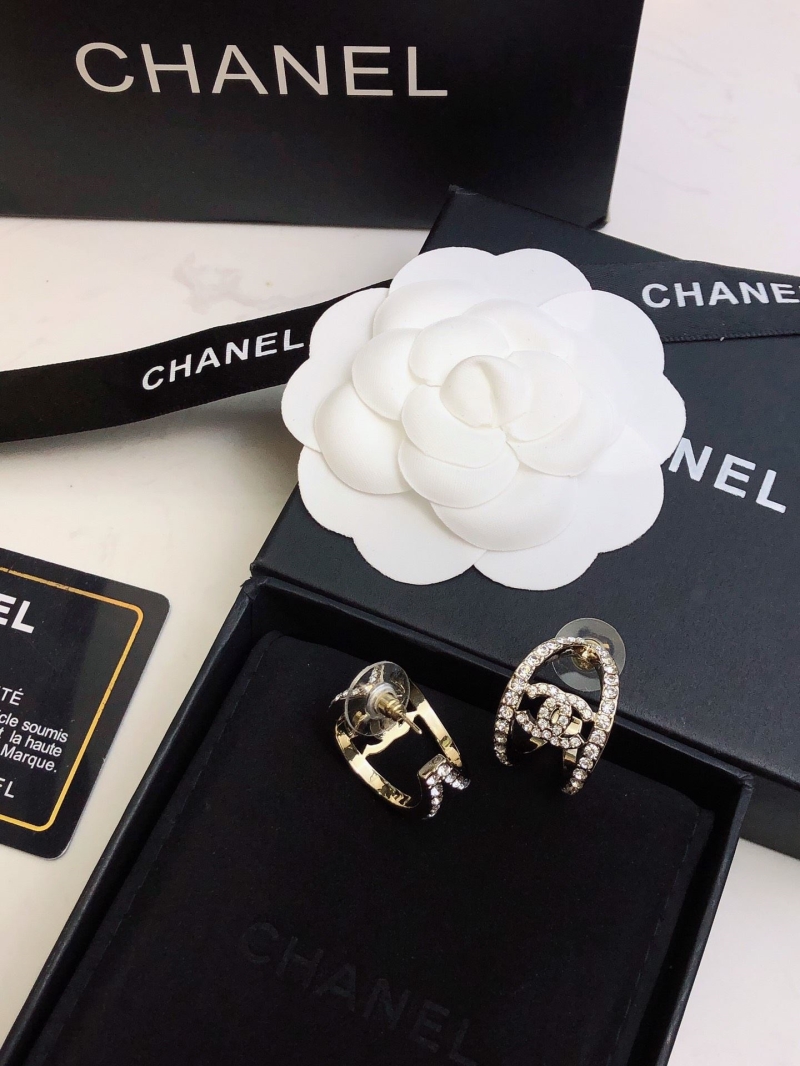 Ch**el earrings